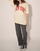 Load image into Gallery viewer, New York Distressed Tee