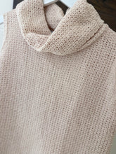 Load image into Gallery viewer, Hannah Top