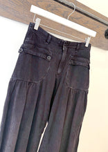 Load image into Gallery viewer, Lotus Jean