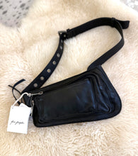 Load image into Gallery viewer, Avalon Leather Sling