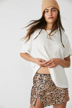 Load image into Gallery viewer, Annalise Sequin Mini Skirt